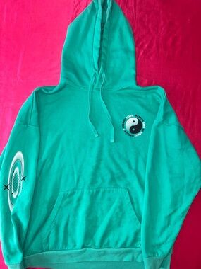 No Boundaries Teal Green Yin Yang Pullover Hoodie